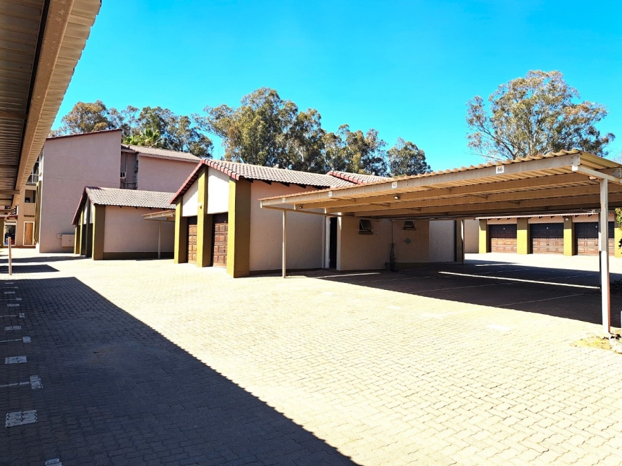 2 Bedroom Property for Sale in Clavadel River Lodge Free State